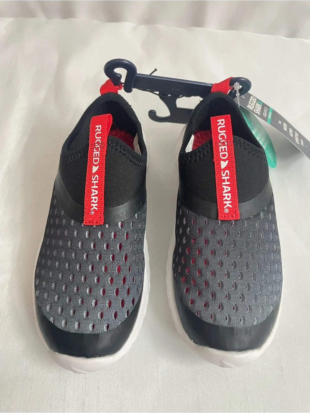 RUGGED SHARK  kids Slip-On Water Shoes AQUAFLO TECHNOLOGY
